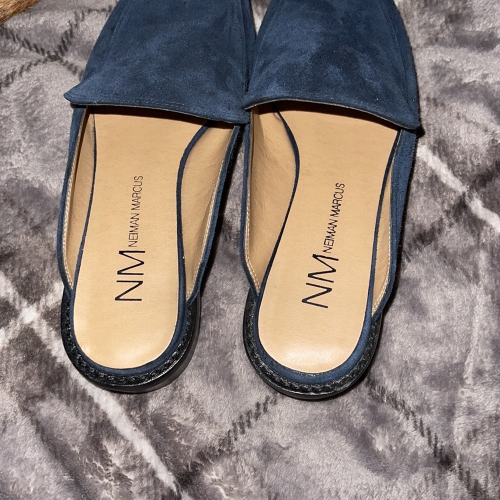 Neiman Marcus blue suede mules - Picture 4 of 6